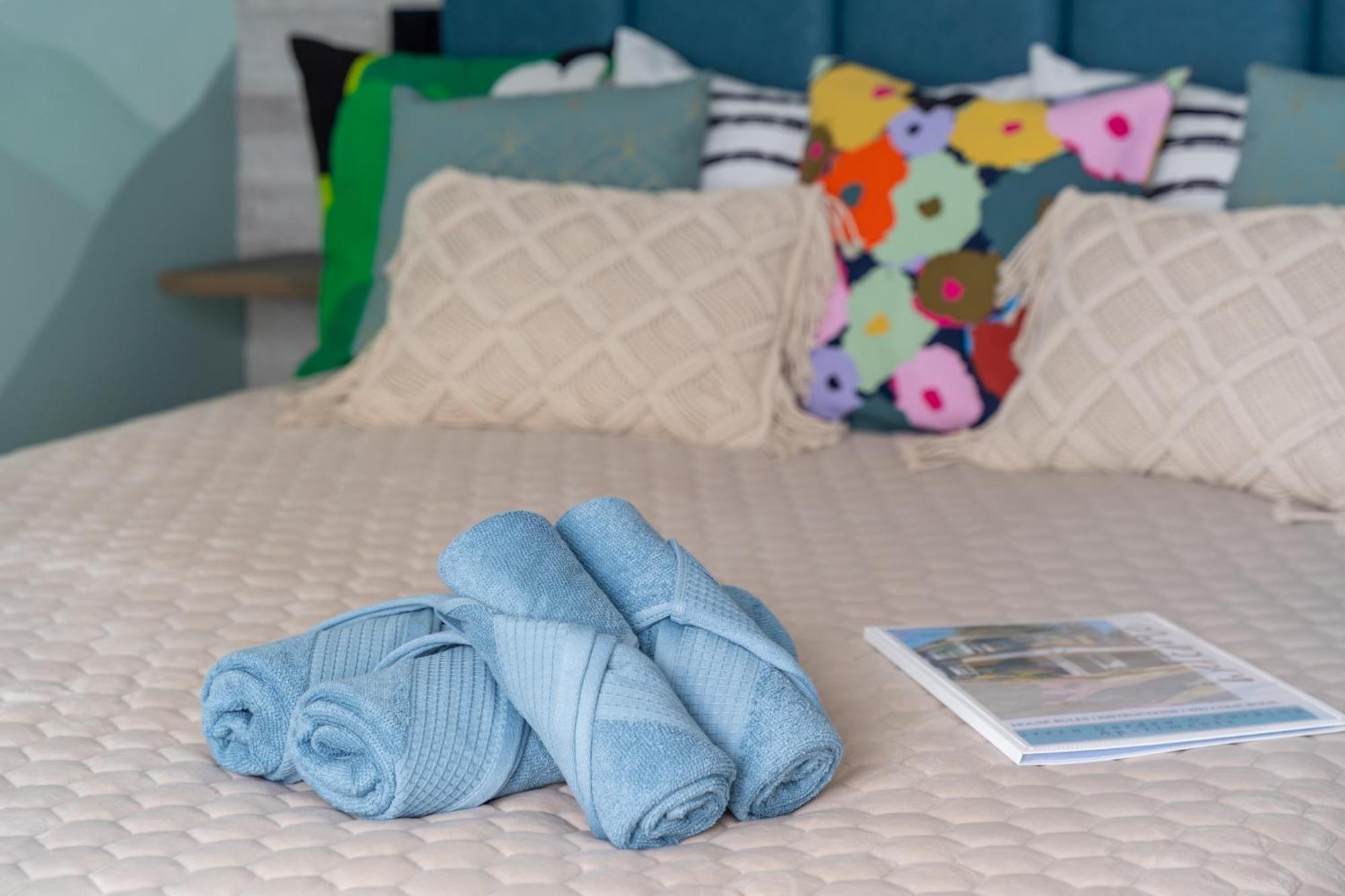Green Garden & Private Parking Apartments With Playground Riga Bagian luar foto